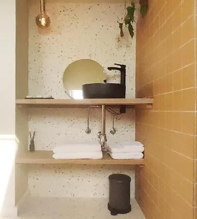 Ruimtezicht Cosy With Sauna *